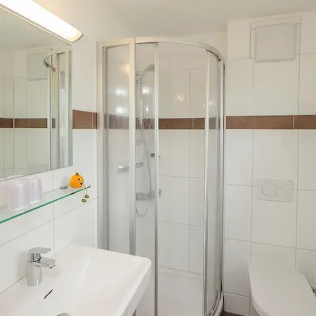 Hubertus 3*